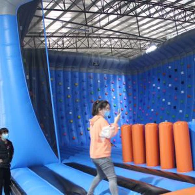 インフレータブルバウンスパーク